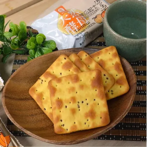 新北市農會真情食品館_滬尾南瓜起士紅藜麥餅乾量販包(300g)