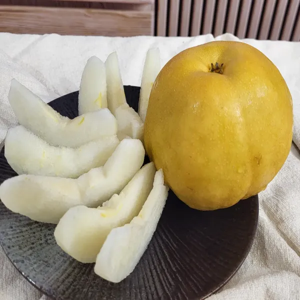 新北市農會真情食品館_卓蘭-褚譽新興梨7台斤(8粒裝)精緻禮盒
